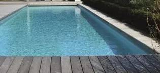 Faire réaliser un couloir de nage traditionnel sur mesure à Toulon dans le Var par une entreprise professionnelle